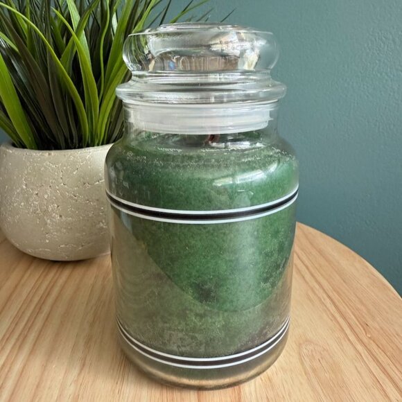 Yankee Candle Balsam Fir Housewarmer 22 Oz Jar Scented Candle Retired - Picture 6 of 7